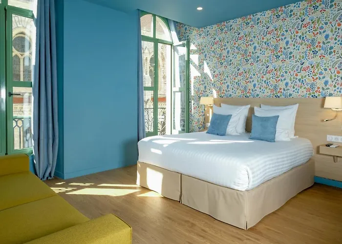 Hotel Du Centre, Un Hotel Ammi